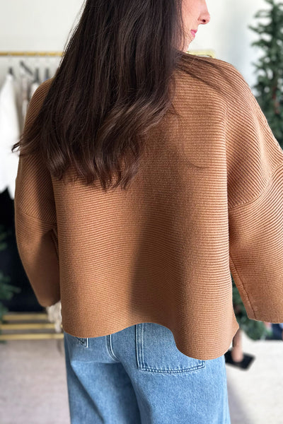 Boxy Ribbed Wide Sleeve Sweater Camel