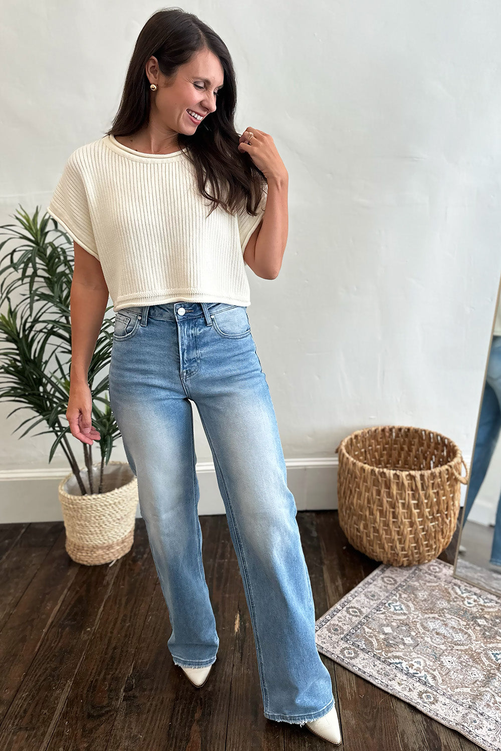 High Rise Straight Leg Jeans Light