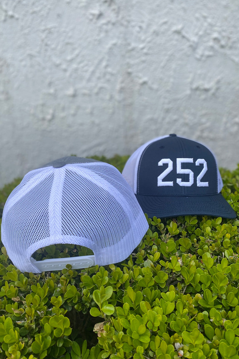 252 Trucker Hat